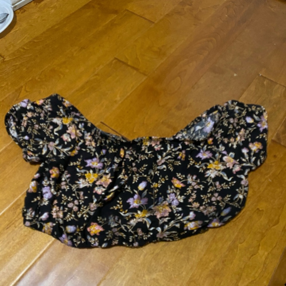 Extra large American eagle crop top